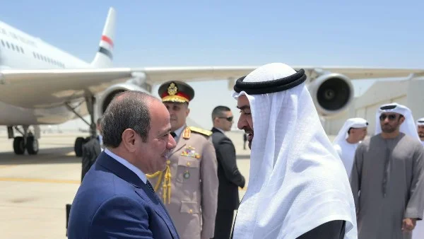 زيارة السيسي للإمارات تعكس وحدة الموقف العربي