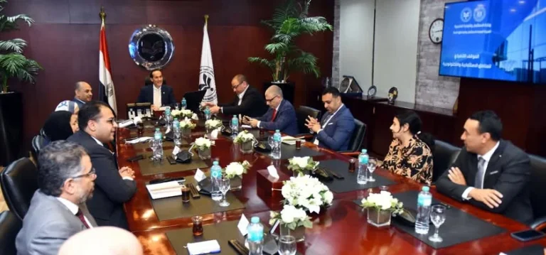 1254 مشروعًا في المناطق الحرة توفر 253 ألف فرصة عمل