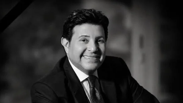 خالد يوسف يعبر عن حزنه لجنازة هاني شاكر