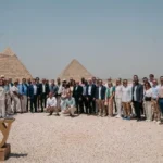 لقاء شريف فتحي مع المشاركين في WTTC بأهرامات الجيزة