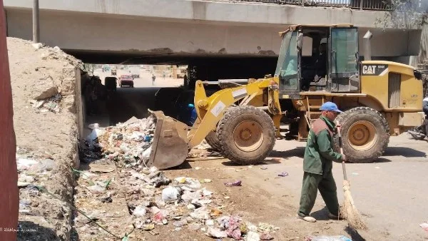 تفقد حالة النظافة والإشغالات في محافظة الجيزة