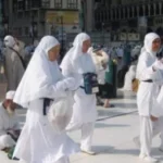 حكم وضع المكياج أثناء العمرة