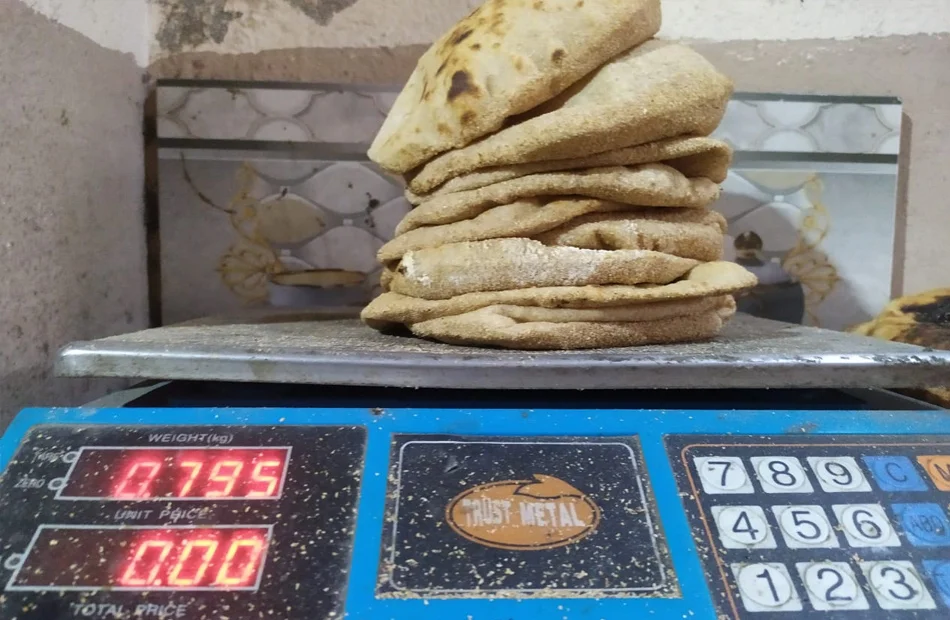 ضبط مخابز تبيع دقيقاً مدعماً في السوق السوداء بالغربية