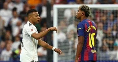 برشلونة يسعى للتتويج بلقب الدوري أمام ريال مدريد