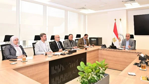 تطبيق لإزالة التعديات على المجاري المائية