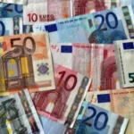 تراجع سعر اليورو مقابل الجنيه في البنوك المصرية