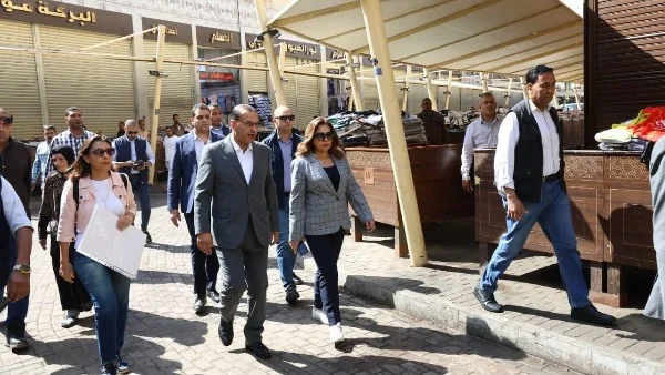 تطوير المرحلة الثانية من سوق العتبة في القاهرة