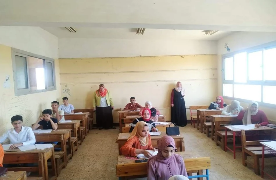 نموذج بوكليت جديد في اللغة العربية لطلاب الإعدادية