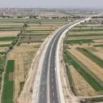 محور ديروط التنموي بأسيوط.. شريان حياة جديد