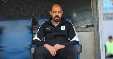 عماد النحاس يطمئن على جاهزية لاعبي المصري قبل مواجهة الأهلي
