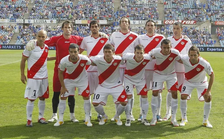 رايو فاليكانو ينتصر على ستراسبورج في نصف نهائي دوري المؤتمر الأوروبي