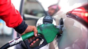 أسعار البنزين والسولار في مصر تتأثر عالمياً