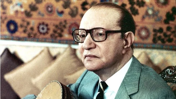خوف محمد عبد الوهاب من الطائرات: حديث نادر يعيد نشره وجدي الحكيم