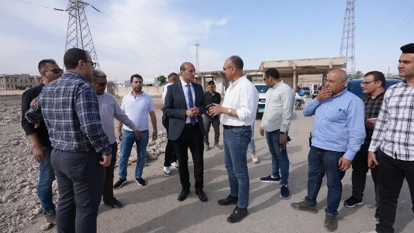 محافظ أسيوط يتفقد أرض مصنع الغزل والنسيج بالحمراء