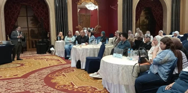 برنامج تدريبي لتعزيز حماية الطفل بالبيوت الصغيرة