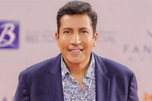 هاني رمزي يؤكد عدم انتهاء كتابة غبي منه فيه 2