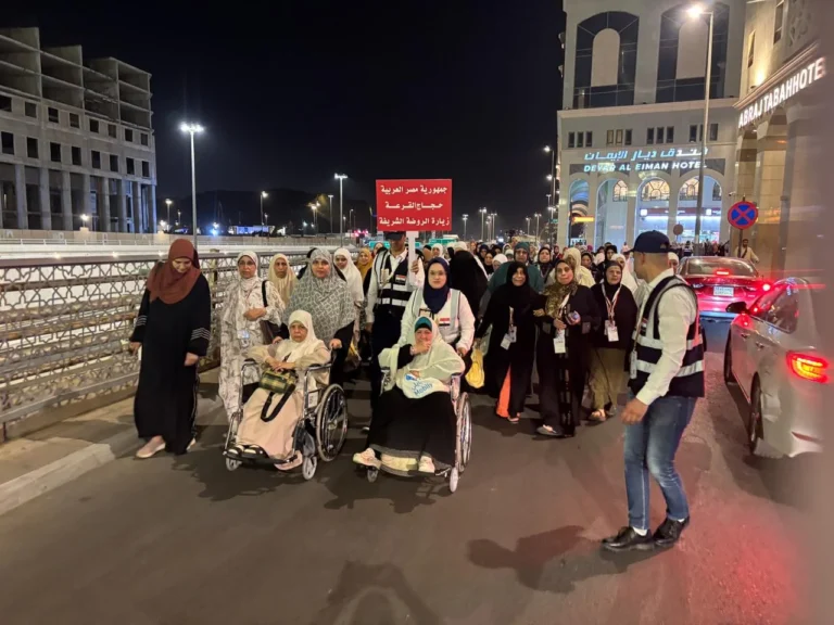 غرفة عمليات بعثة حج القرعة: جهود متكاملة لخدمة الحجاج