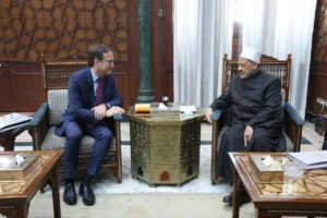 شيخ الأزهر يستقبل السفير الإسباني ويشيد بمواقفه الشجاعة