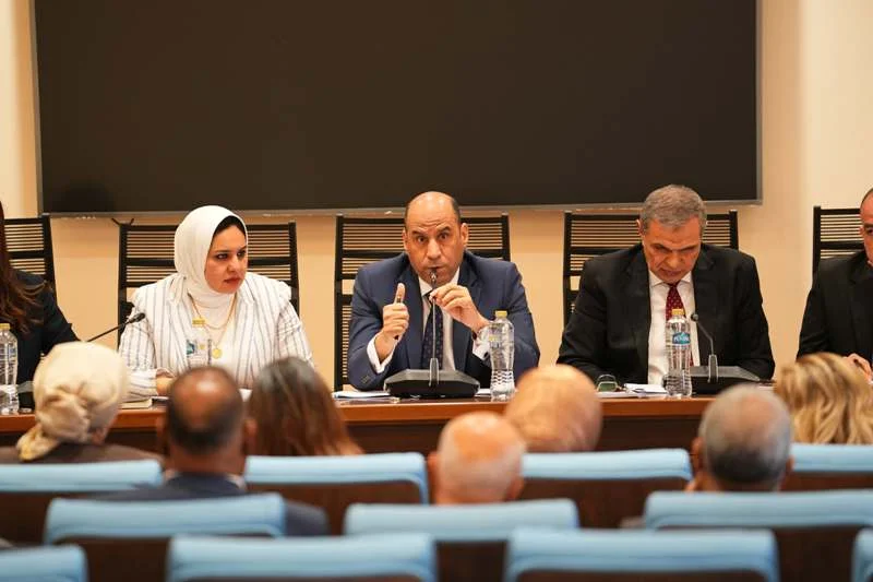 تأجيل الانتخابات العمالية 6 أشهر استجابةً لطلبات النقابات