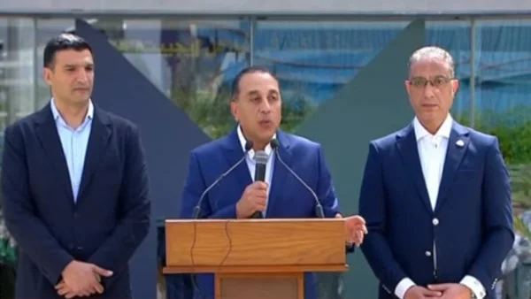 مؤتمر صحفي لرئيس الوزراء بعد جولة في مصانع السادات وأكتوبر