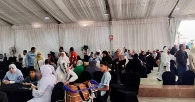 تجهيز خيمة لخدمة حجاج بيت الله بمطار القاهرة