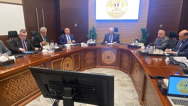 اجتماع لمناقشة تعديلات قانون شركات قطاع الأعمال