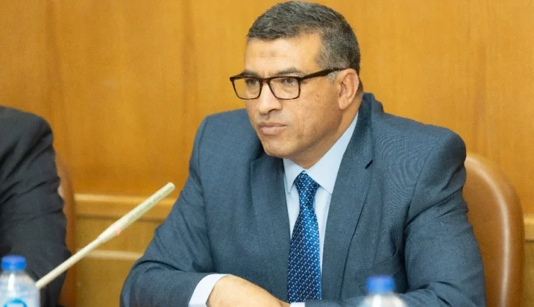محافظ قنا يترأس اجتماع المجلس الإقليمي للصحة والسكان
