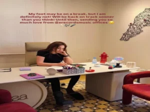 إصابة إليسا في القدم وطمأنتها لجمهورها برسالة مؤثرة