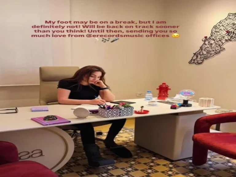 إصابة إليسا في القدم وطمأنتها لجمهورها برسالة مؤثرة