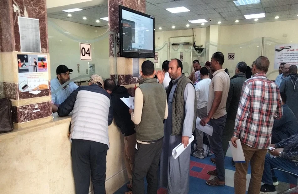 مرسى مطروح تفتح باب التقدم لتراخيص الشماسي