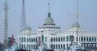 تحسن إيرادات قناة السويس رغم التوترات الأمنية
