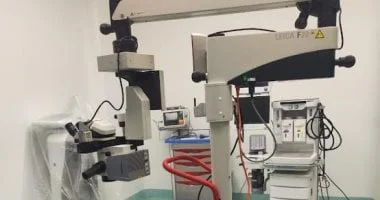 بدء العمليات بقسم طب وجراحة العيون في مستشفى العاشر