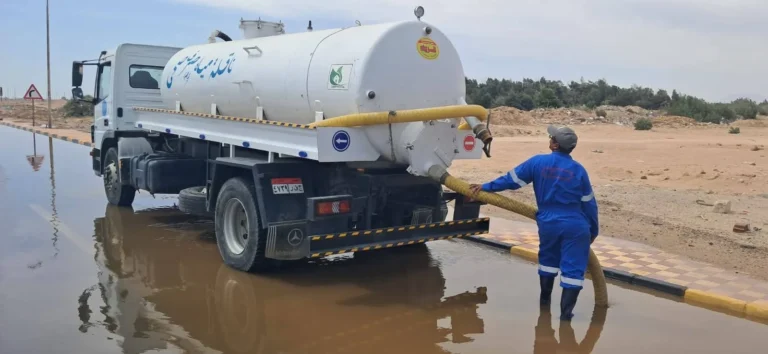إصلاح كسر خط مياه الغابة الشجرية بالغردقة