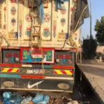 ضبط سيارة نقل تحمل مخلفات على طريق سفاجا