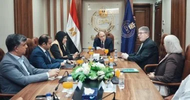تعزيز التعاون بين هيئة الدواء المصرية ومؤسسة الاعتماد الأمريكية