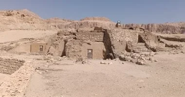 افتتاح مقبرتي أمنحتب وساموت بالأقصر