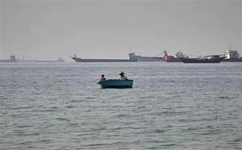 احتجاز سفينة قبالة سواحل الإمارات