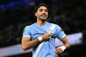 تألق عمر مرموش يضعه تحت الأضواء في مانشستر سيتي