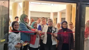 معرض تجليات بجامعة المنصورة يعكس إبداعات طلاب الفنون