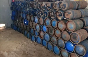 ضبط تاجر بالبحيرة يبيع 200 أسطوانة غاز في السوق السوداء