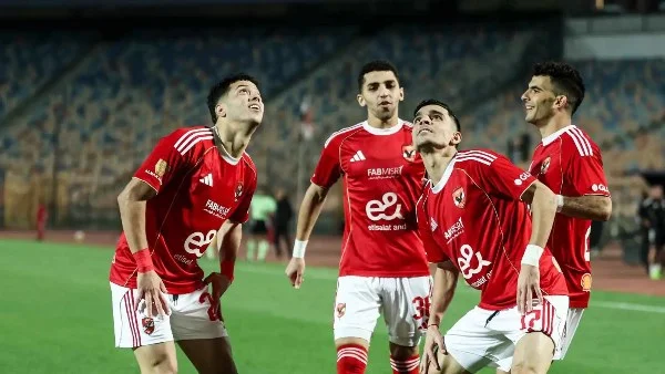 أزمة صفقة الأهلي الجديدة بسبب 300 ألف دولار