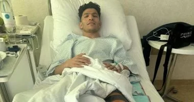 إسلام عيسى يجري جراحة الرباط الصليبي في ألمانيا