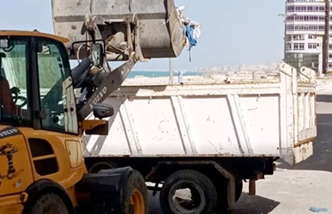 رفع 230 طن قمامة في كفرالزيات بالغربية