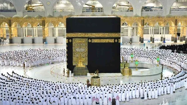 عقوبات تنظيم رحلات الحج بشكل غير قانوني