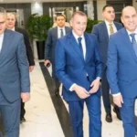 إعانات وفاة لأسرة عمال المناجم والمحاجر