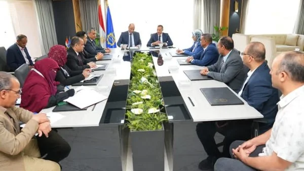 متابعة تشغيل العمالة غير المنتظمة في المناجم بأسوان