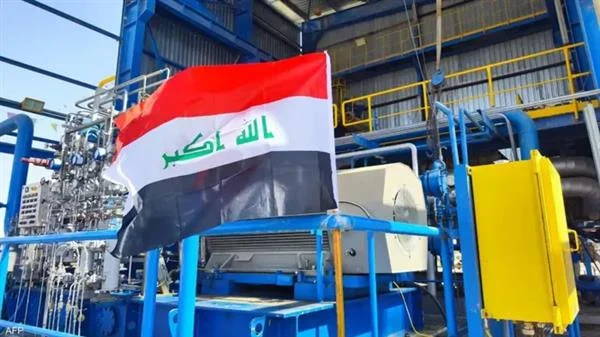 العراق يصدر 10 ملايين برميل نفط في أبريل عبر هرمز