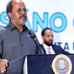 بدء تطبيق الدستور الرسمي في الصومال
