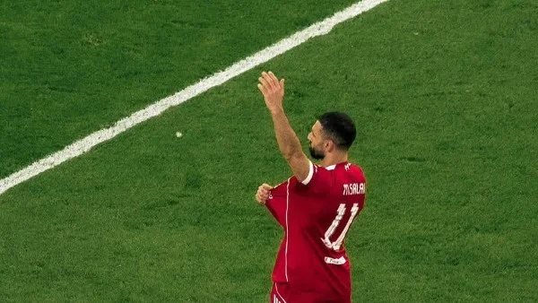 محمد صلاح.. قصة وفاء وتألق في البريميرليغ