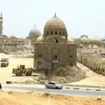 مدبولي يتفقد أعمال تطوير السيدة عائشة والسيدة نفيسة
